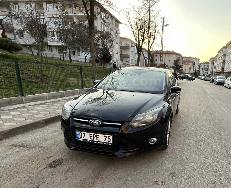 Sahibinden Ford Focus 1.6 TDCi Titanium 2012 Model Ankara 225.000 km Siyah