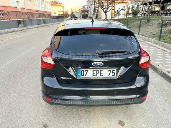 Sahibinden Ford Focus 1.6 TDCi Titanium 2012 Model Ankara 225.000 km Siyah