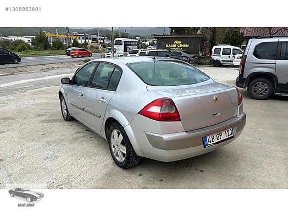 2005 Megane sedan 1.5dci dynamique. Değişensiz.(420.000kmde)