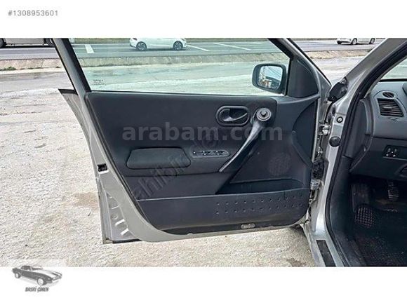 2005 Megane sedan 1.5dci dynamique. Değişensiz.(420.000kmde)