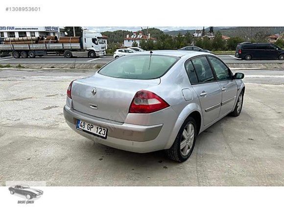 2005 Megane sedan 1.5dci dynamique. Değişensiz.(420.000kmde)
