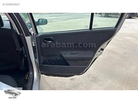 2005 Megane sedan 1.5dci dynamique. Değişensiz.(420.000kmde)