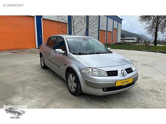 2005 Megane sedan 1.5dci dynamique. Değişensiz.(420.000kmde)