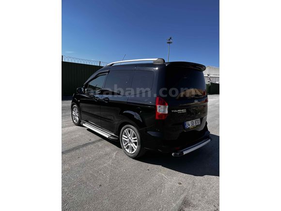 Sahibinden Ford Tourneo Courier 1.6 TDCi Titanium 2017 Model 