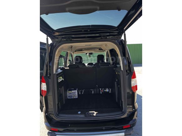 Sahibinden Ford Tourneo Courier 1.6 TDCi Titanium 2017 Model 