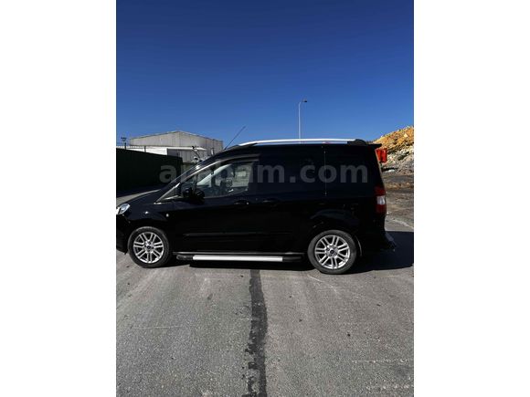 Sahibinden Ford Tourneo Courier 1.6 TDCi Titanium 2017 Model 