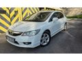 2011 TEMİZ BEYAZ CIVIC