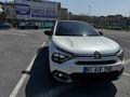 Sahibinden Citroen e-C4 X Shine Bold 2024 Model  31.000 km Beyaz
