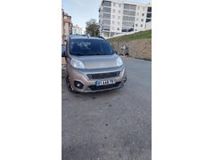 Sahibinden Fiat Fiorino Combi 1.3 Multijet Premio 2023 Model