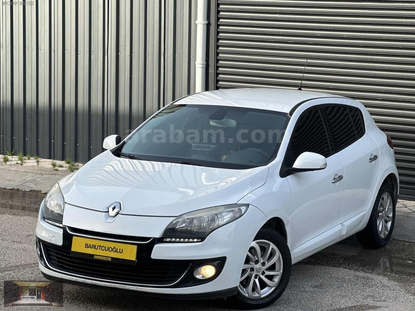 Galeriden Renault Megane 1.5 dCi Icon 2013 Model Osmaniye 210.000 km Beyaz 1