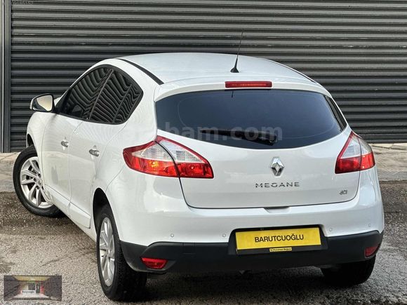 BARUTCUOĞLU_HATASIZ BOYASIZ MEGANE3 DİZEL 210 BİN KM KUSURSZ