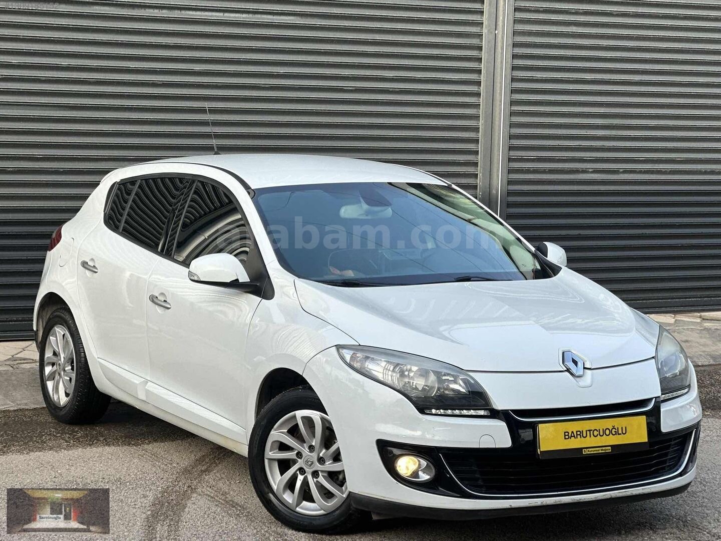 Galeriden Renault Megane 1.5 dCi Icon 2013 Model Osmaniye 210.000 km Beyaz 3