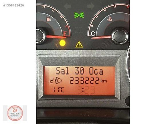 Pazar oto 2011 Fiat Linea 1.3 Multijet Active...