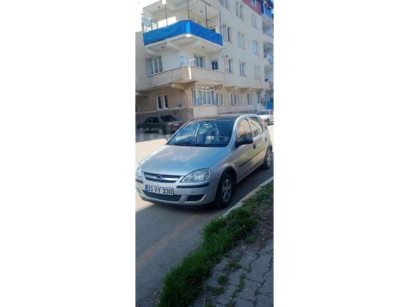 Sahibinden Opel Corsa 1.2 Essentia 2005 Model  230.000 km Gri