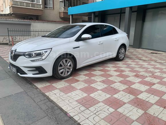 Sahibinden Renault Megane 1.5 Blue DCI Joy 2021 Model