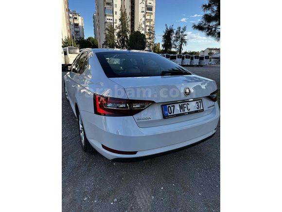 Sahibinden Skoda SuperB 1.6 TDI Style 2019 Model 