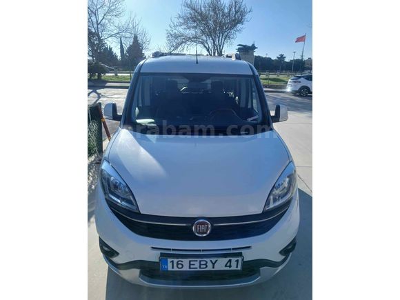 Sahibinden Fiat Doblo Combi 1.6 Multijet Trekking 2017 Model  96.000 km Beyaz