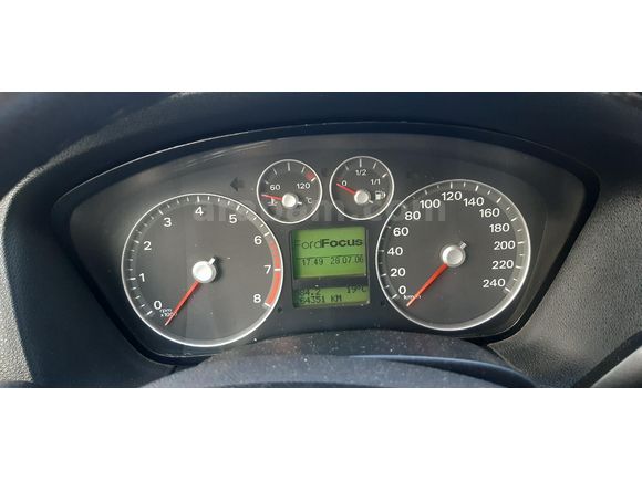 Sahibinden Ford Focus 1.6 Ghia 2006 Model