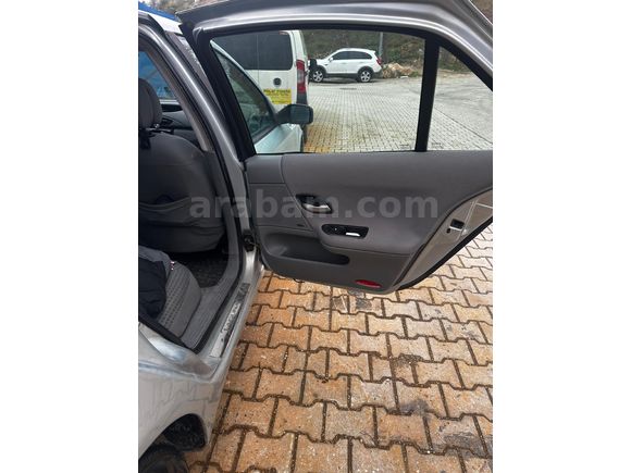 Sahibinden Renault Laguna 1.6 Expression 2004 Model