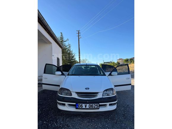 Sahibinden Toyota Avensis 2.0 Sol 1999 Model 