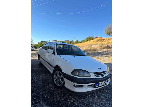 Sahibinden Toyota Avensis 2.0 Sol 1999 Model 