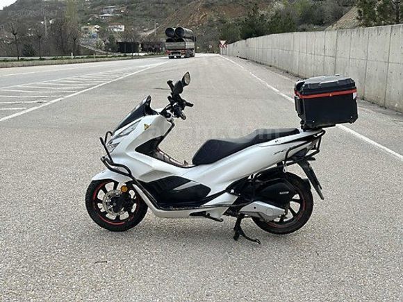 2020 MODEL HONDA PCX 69.000 KMDE
