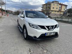 Sahibinden Nissan Qashqai 1.2 DIG-T Sky Pack 2015 Model  105.000 km Beyaz