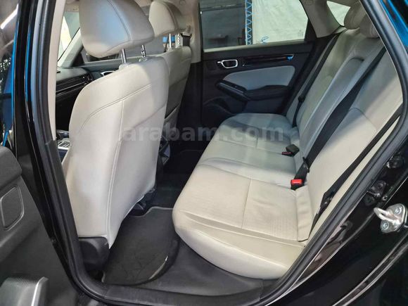 Sahibinden Honda Civic 1.5 i-VTEC Executive Plus 2024 Model 