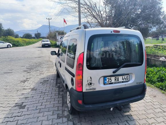 Sahibinden Renault Kangoo Multix 1.5 dCi Authentique 2008 Model  258.000 km Gri