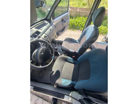 Sahibinden Renault Kangoo Multix 1.5 dCi Authentique 2008 Model  258.000 km Gri