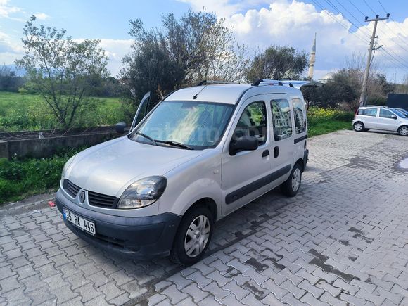 Sahibinden Renault Kangoo Multix 1.5 dCi Authentique 2008 Model  258.000 km Gri