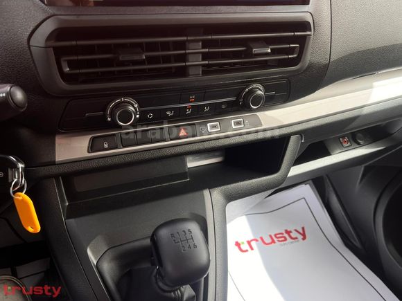 TRUSTY ONATÇA'DAN OPEL VİVARO ULTİMATE XL