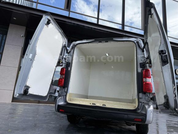'Otobox' Opel Vivaro Cargo Elegance XL Frigo Soğutma Hatasız