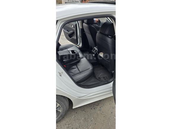 Sahibinden Honda Civic 1.5 i-VTEC Eco Executive Plus 2021 Model