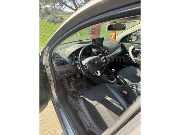 Sahibinden Renault Megane 1.5 dCi Dynamique 2011 Model 
