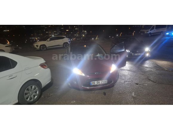 Sahibinden Ford Fiesta 1.4 Titanium 2009 Model