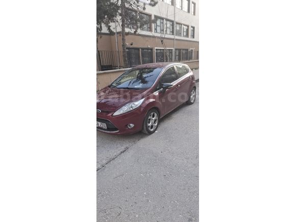 Sahibinden Ford Fiesta 1.4 Titanium 2009 Model
