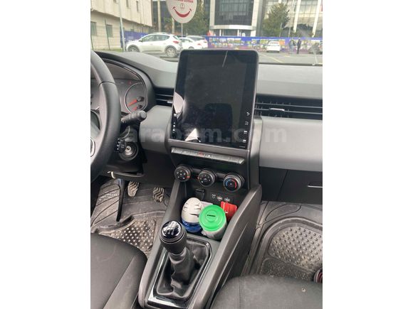 Sahibinden Renault Clio 1.0 SCe Joy 2022 Model 