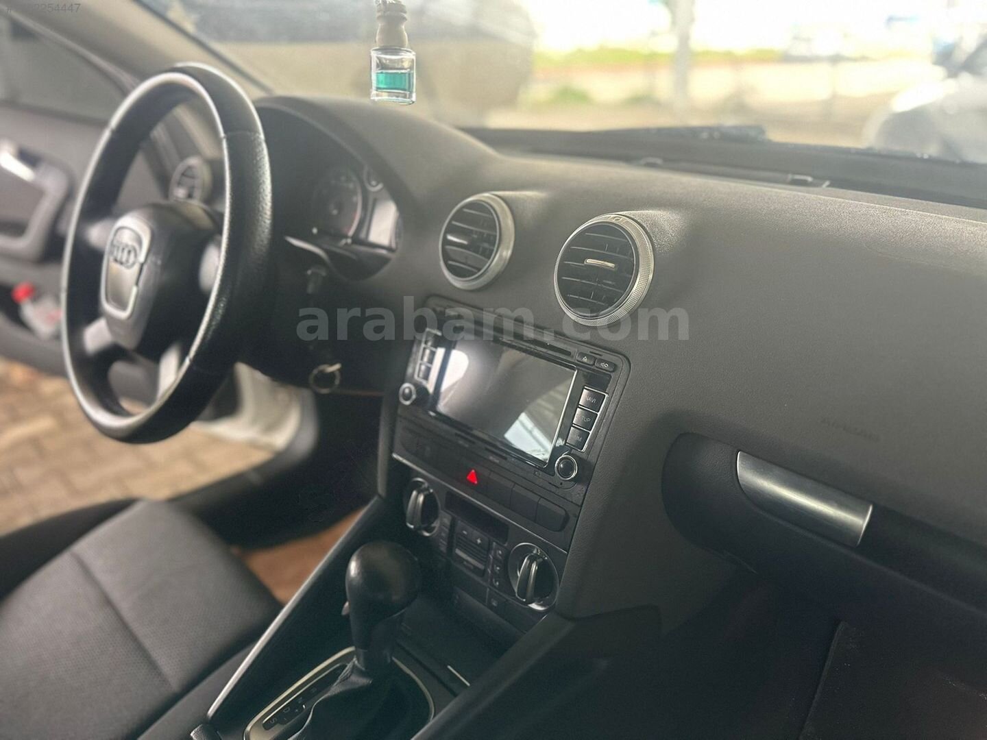 Galeriden Audi A3 Sportback 1.6 Ambition 2010 Model Adana 180.000 km Beyaz 7