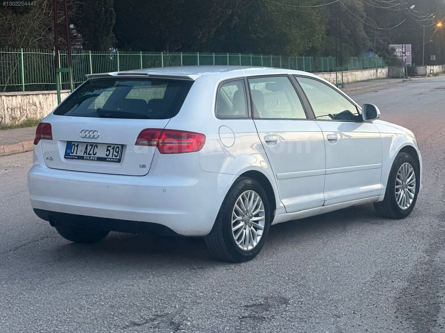 Galeriden Audi A3 Sportback 1.6 Ambition 2010 Model Adana 180.000 km Beyaz 5