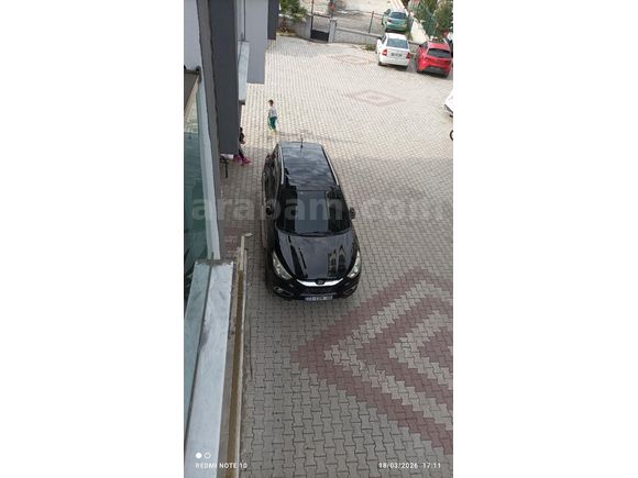 Acil Sahibinden muayesi yeni Hyundai ix35 1.6 GDI Style Plus 2013 Model  172.000 km Siyah