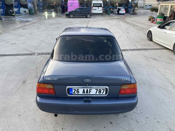 KLİMALI ÇELİK JANTLI DEĞİŞENSİZ TEMİZ FORD ESCORT