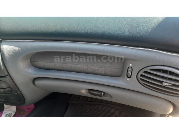 Sahibinden Renault Megane 2.0 RXT 1998 Model