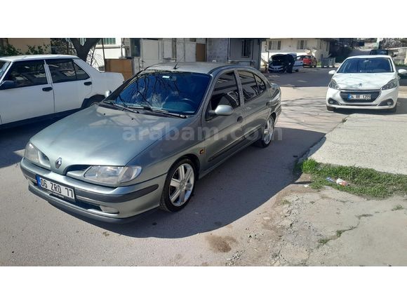 Sahibinden Renault Megane 2.0 RXT 1998 Model