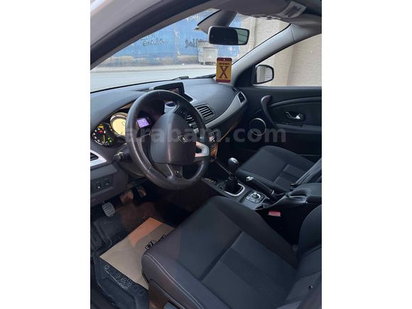 Sahibinden Renault Megane 1.4 T Impressor 2011 Model 