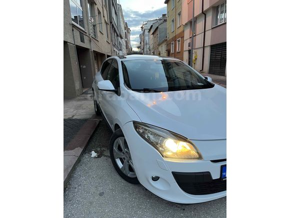 Sahibinden Renault Megane 1.4 T Impressor 2011 Model 