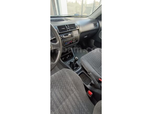 Sahibinden Honda Civic 1.6 i ES 2000 Model