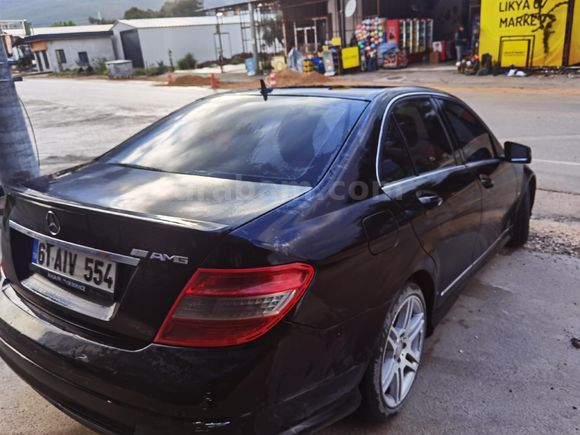 Sahibinden Mercedes - Benz C 180 Kompressor BlueEFFICIENCY AMG 2011 Model