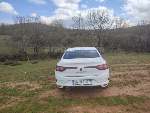 Sahibinden Renault Megane 1.3 TCe Joy 2020 Model