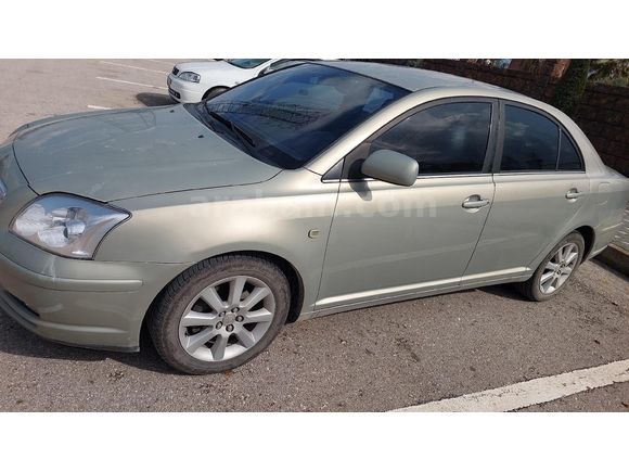 Sahibinden Toyota Avensis 1.6 Comfort 2004 Model